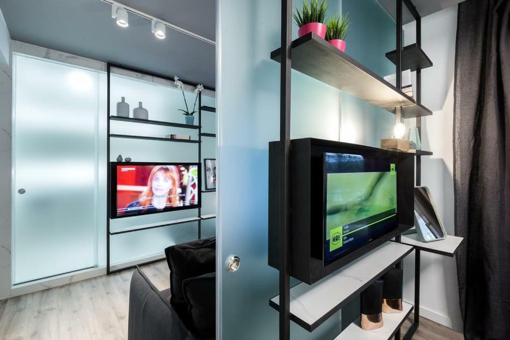 O&o Group Syntagma Elysan Urban Apartament