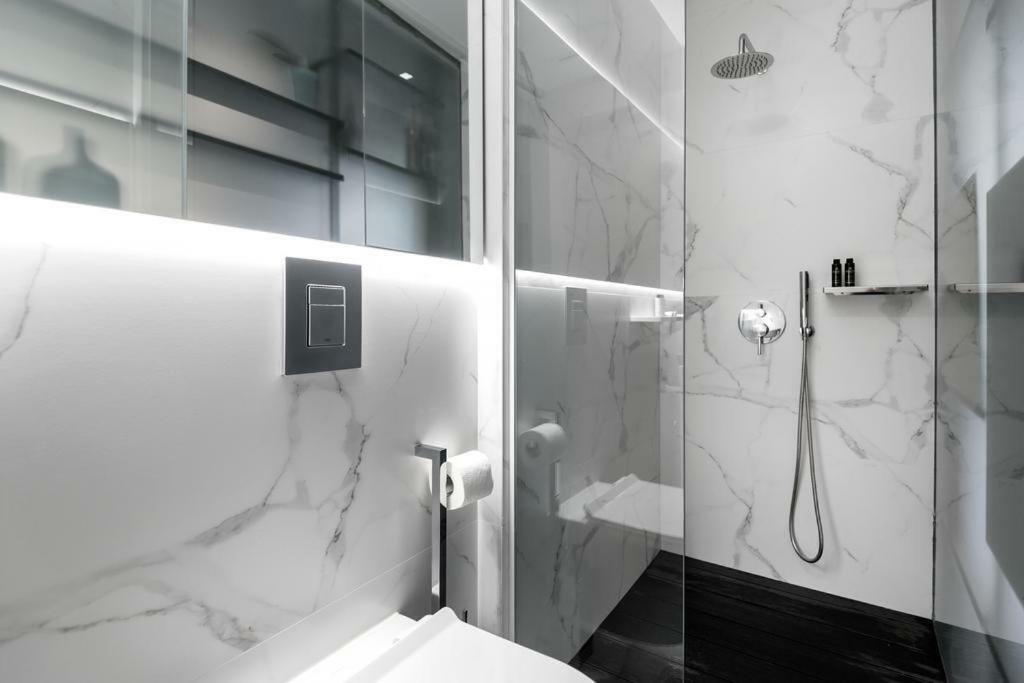 O&o Group Syntagma Elysan Urban Apartment